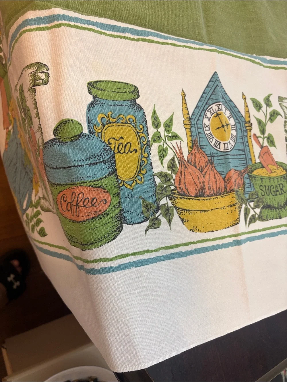 Vtg 1970s Country Kitchen Novelty Border Tablecloth Avocado Green Harvest Gold